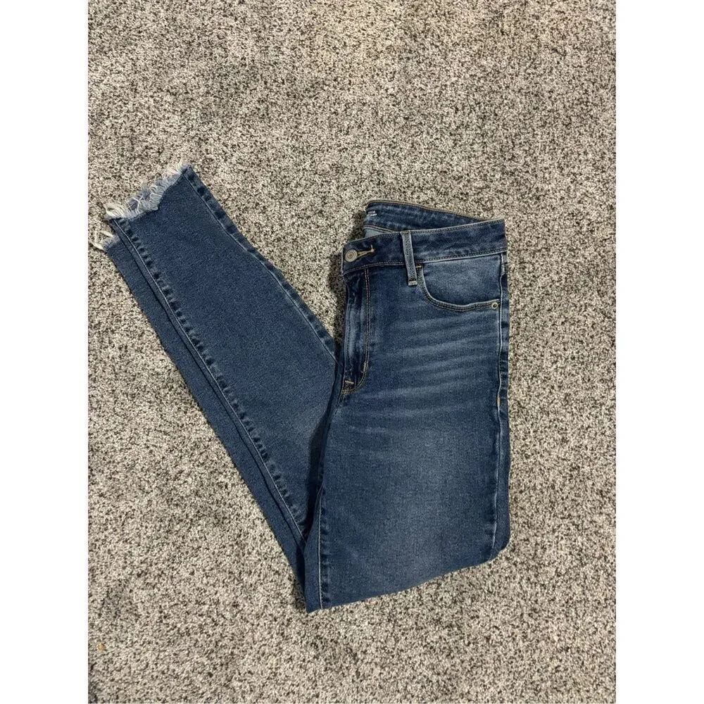 Old Navy Rockstar Super Skinny Ankle Jeans